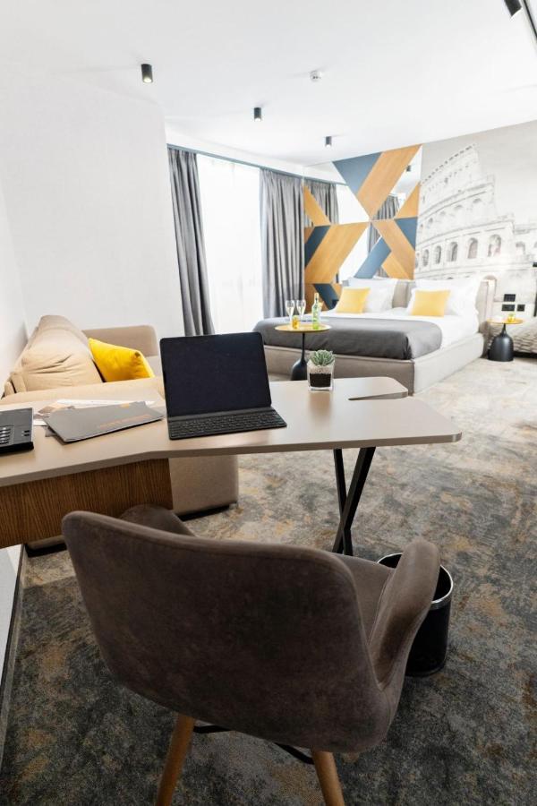 Mm Boutique Hotel Burgas Exterior photo