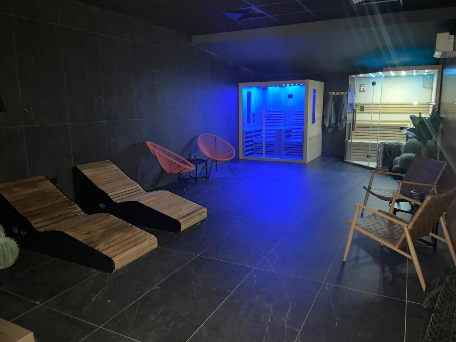 Mm Boutique Hotel Burgas Exterior photo